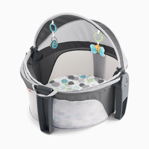 Fisher-Price On-the-Go Baby Dome - Grey.