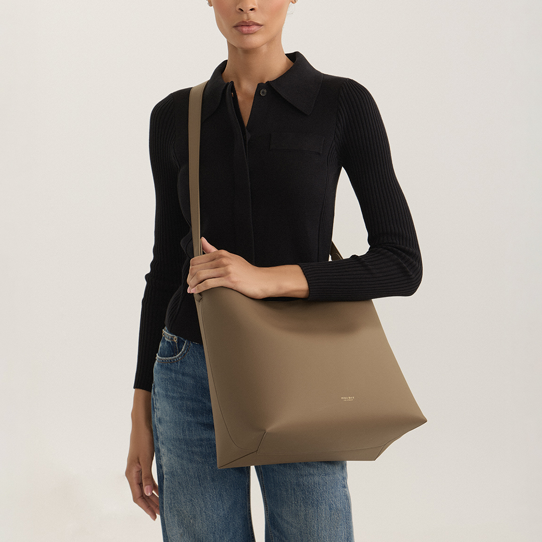 Mina Baie Harlow Diaper Bag Tote - Teddy, Midi.