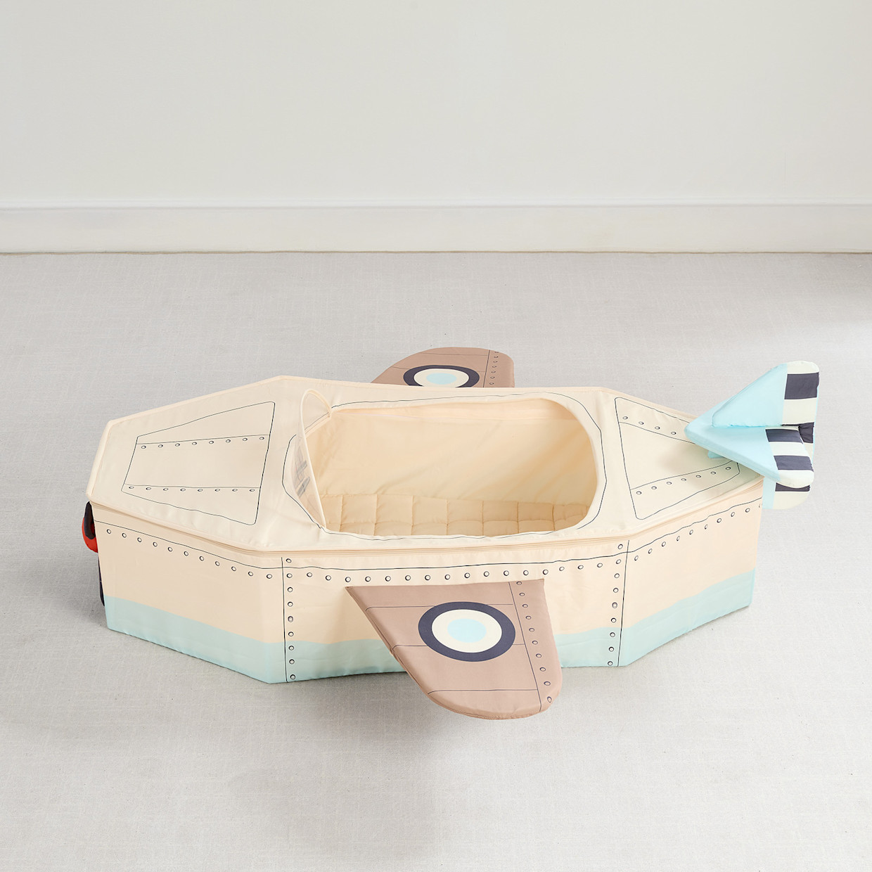 Wonder & Wise Gone Flying Play Mat.