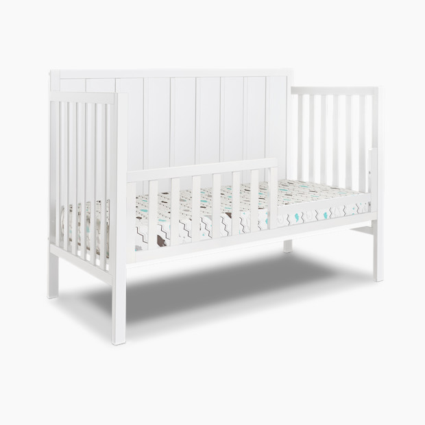 Sorelle Essex 4-in-1 Convertible Crib.