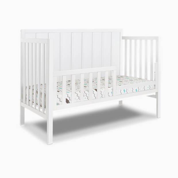Sorelle Essex 4-in-1 Convertible Crib.