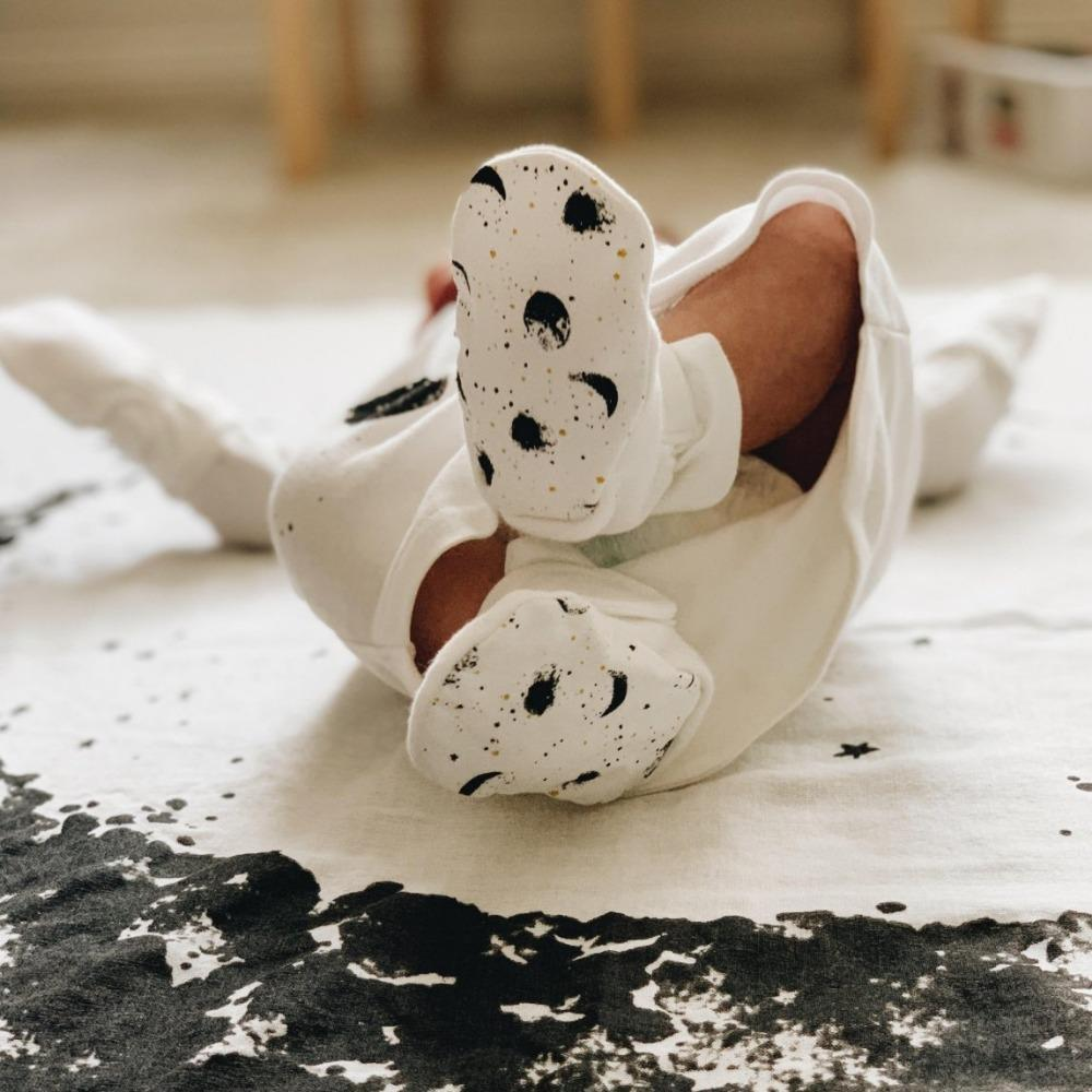 Goumi Kids Stay on Baby Mitts + Boots Bundle - Many Moons, 0-3 M.