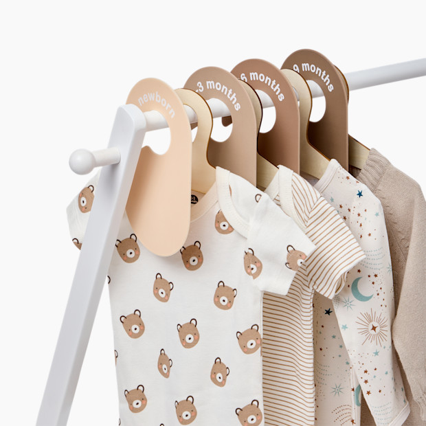 Sprucely 8 Piece Closet Dividers.