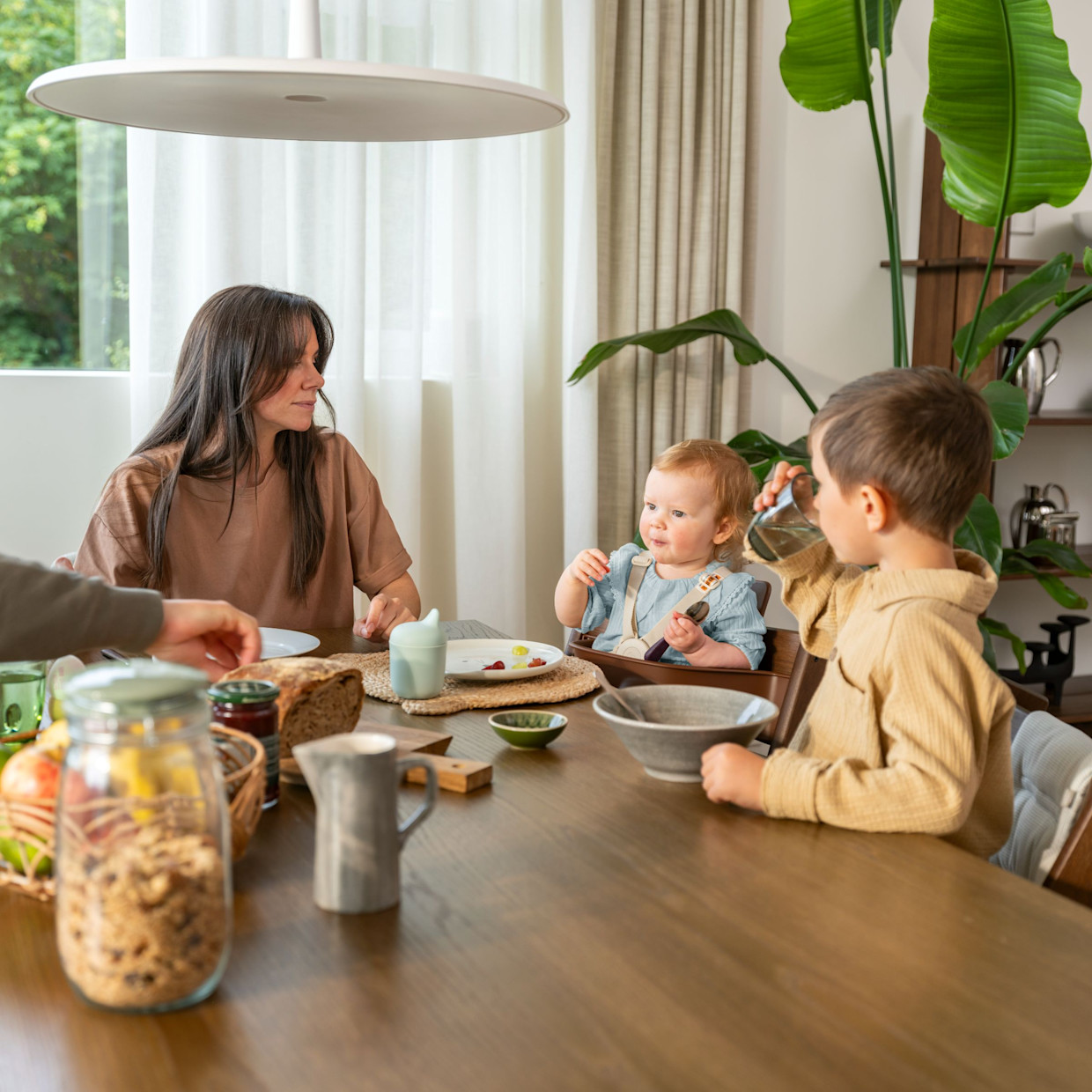 Stokke Tripp Trapp High Chair² + Newborn Set - Black/Anthracite Newborn.