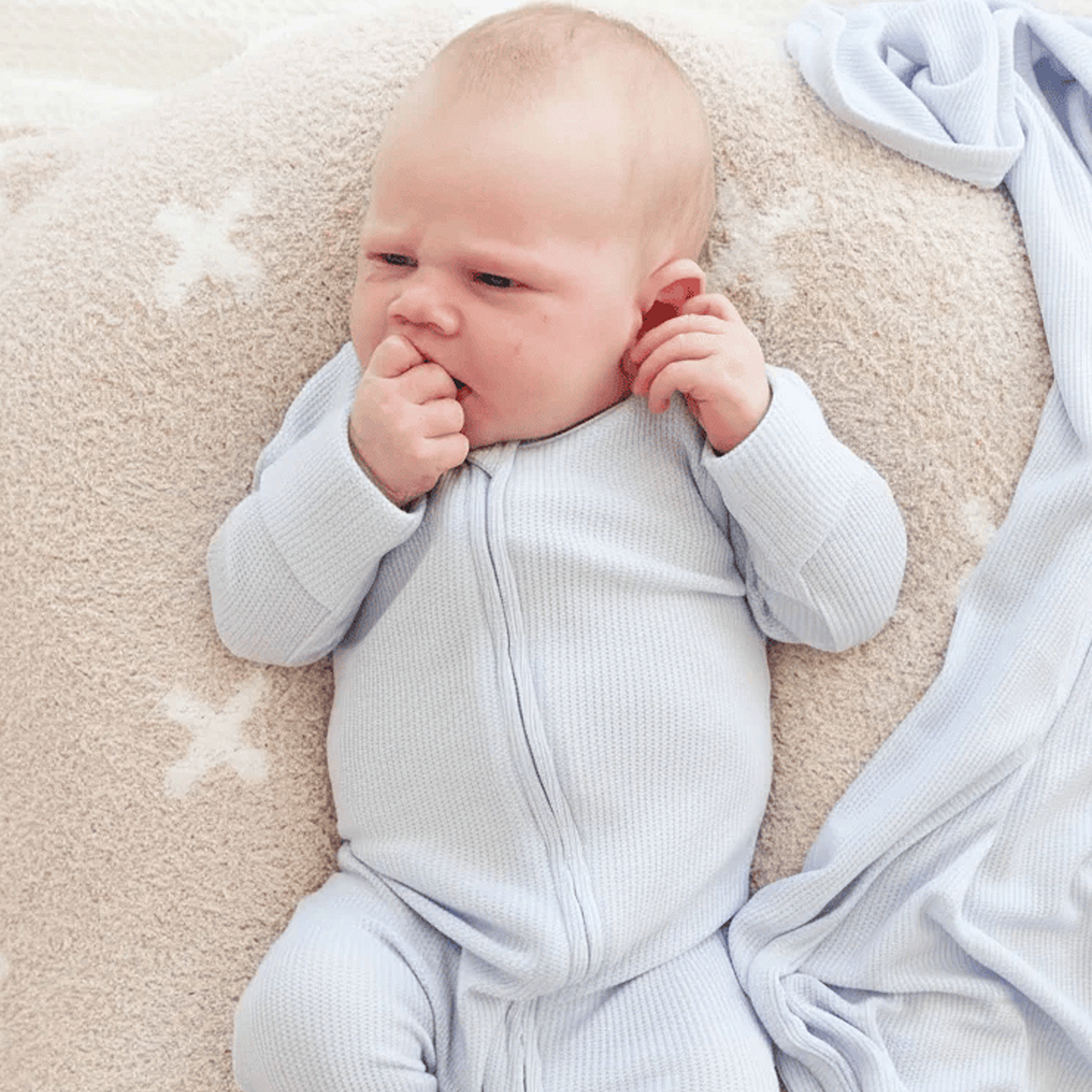 Caden Lane Bamboo Waffle Zipper Footie - Ice Blue, Newborn.