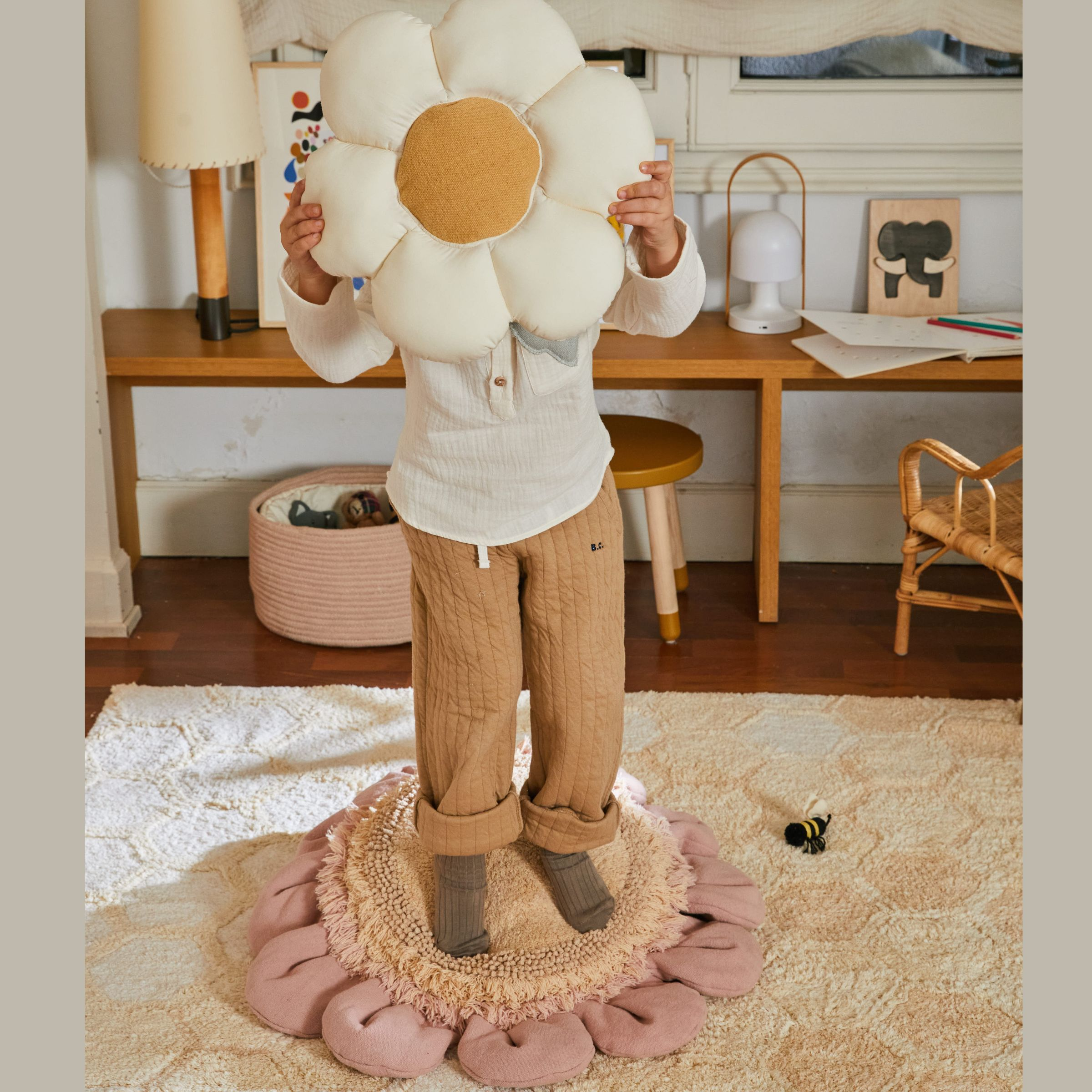 Lorena Canals Floor Cushion Daisy - Pink, 2' 4".