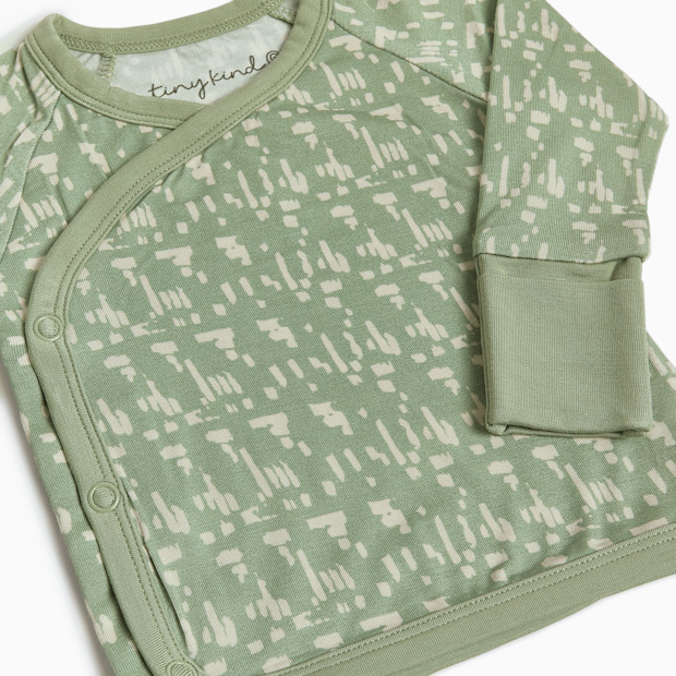 Tiny Kind Bamboo Viscose 3-Piece Newborn Take Me Home Set.