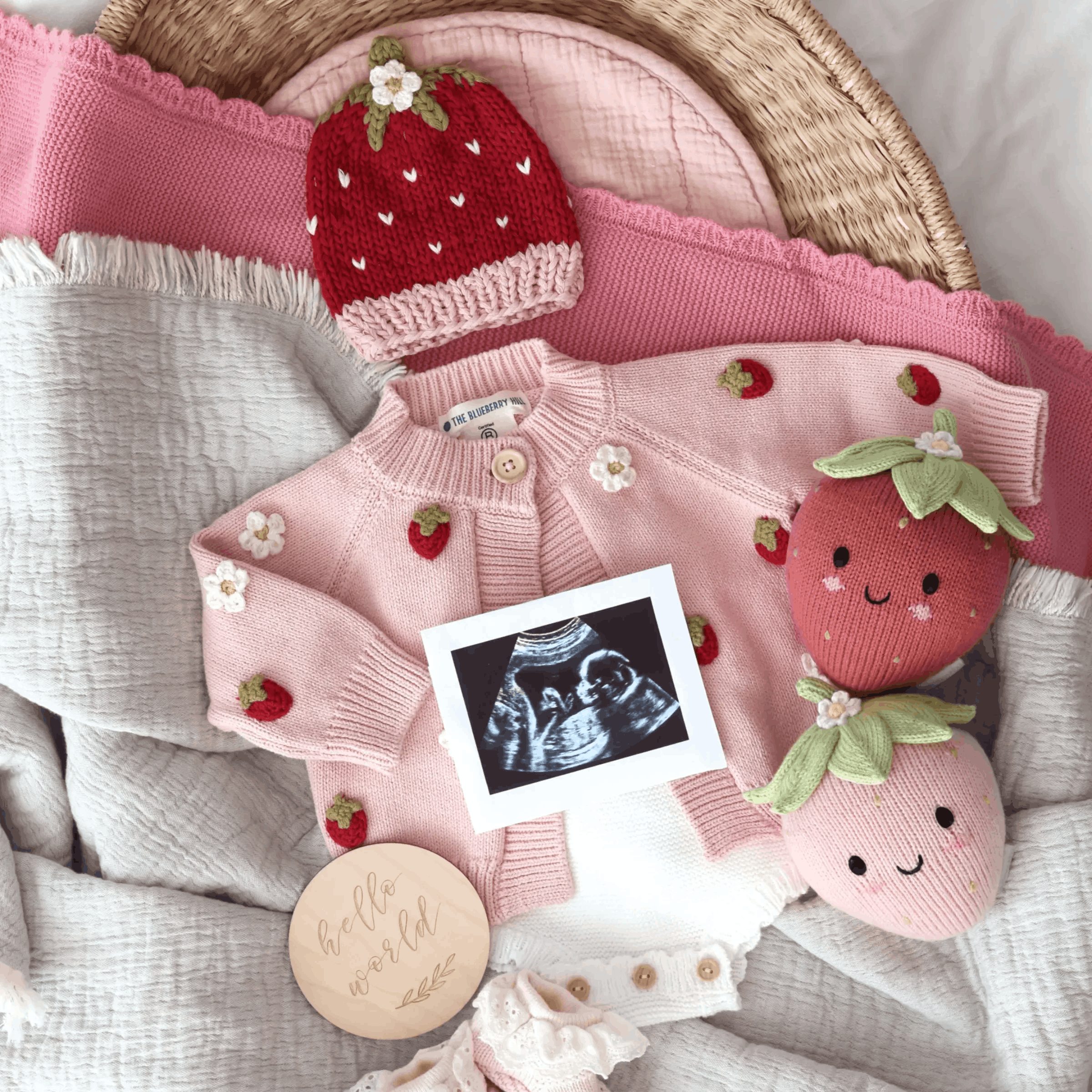 cuddle+kind Baby Fruit - Strawberry.