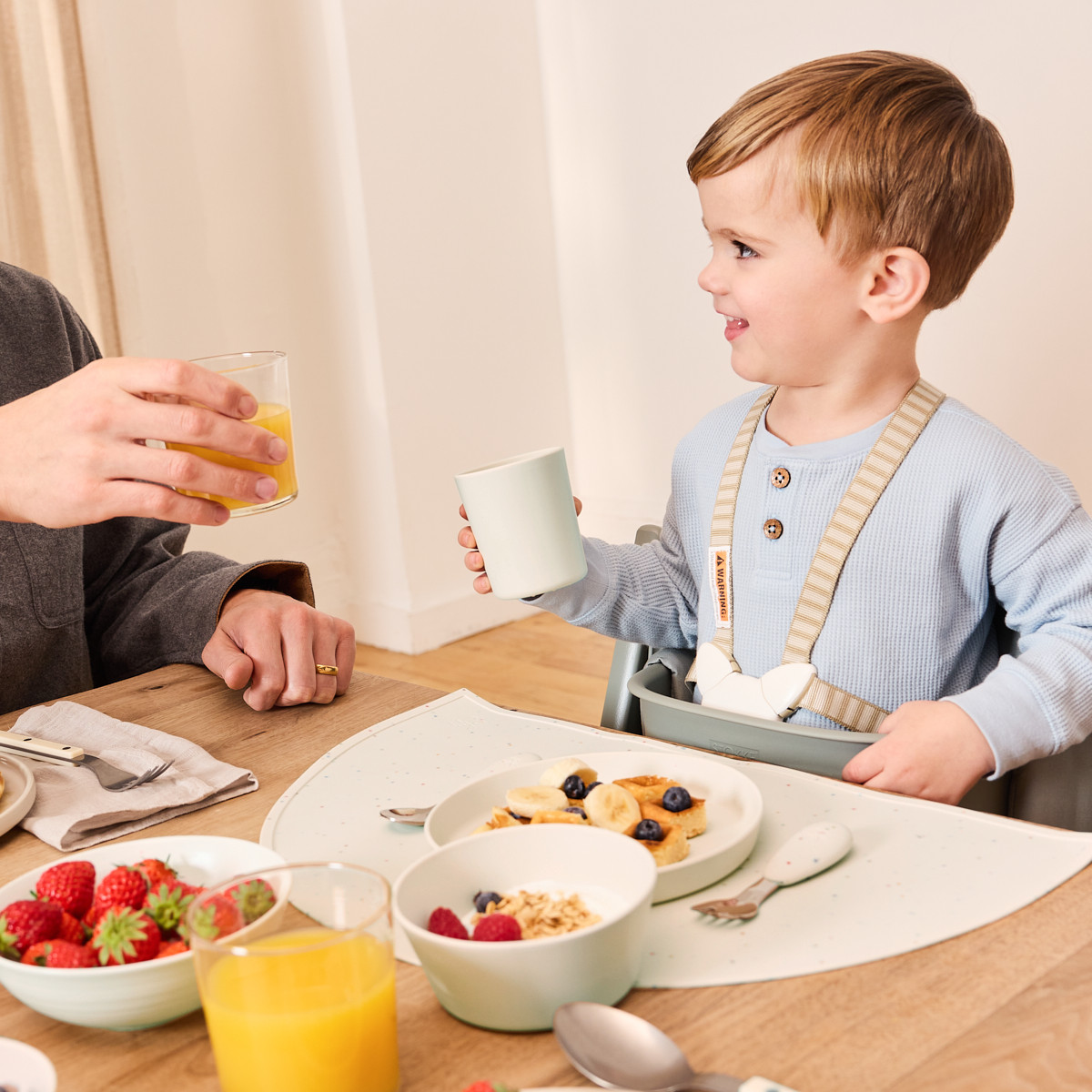 AEIOU Toddler Bowl & Plate Set - Oat.