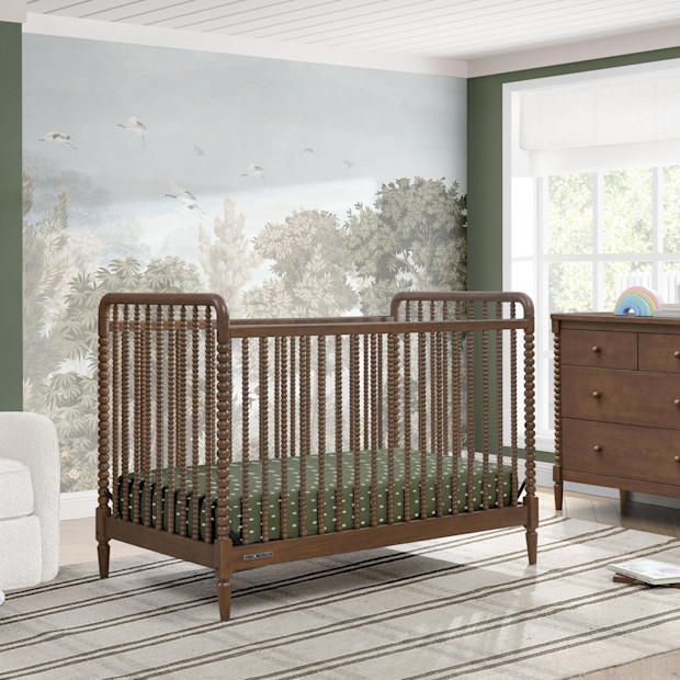 Delta Children Saint 4-in-1 Convertible Crib.
