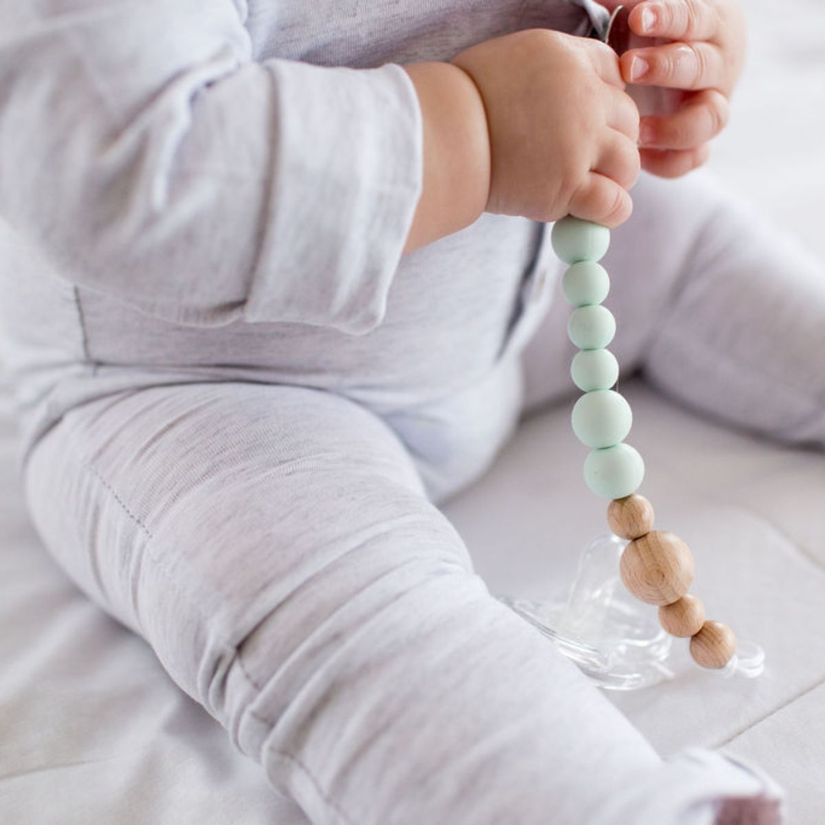 Loulou Lollipop Colorblock Wood & Silicone Pacifier Clip Mint