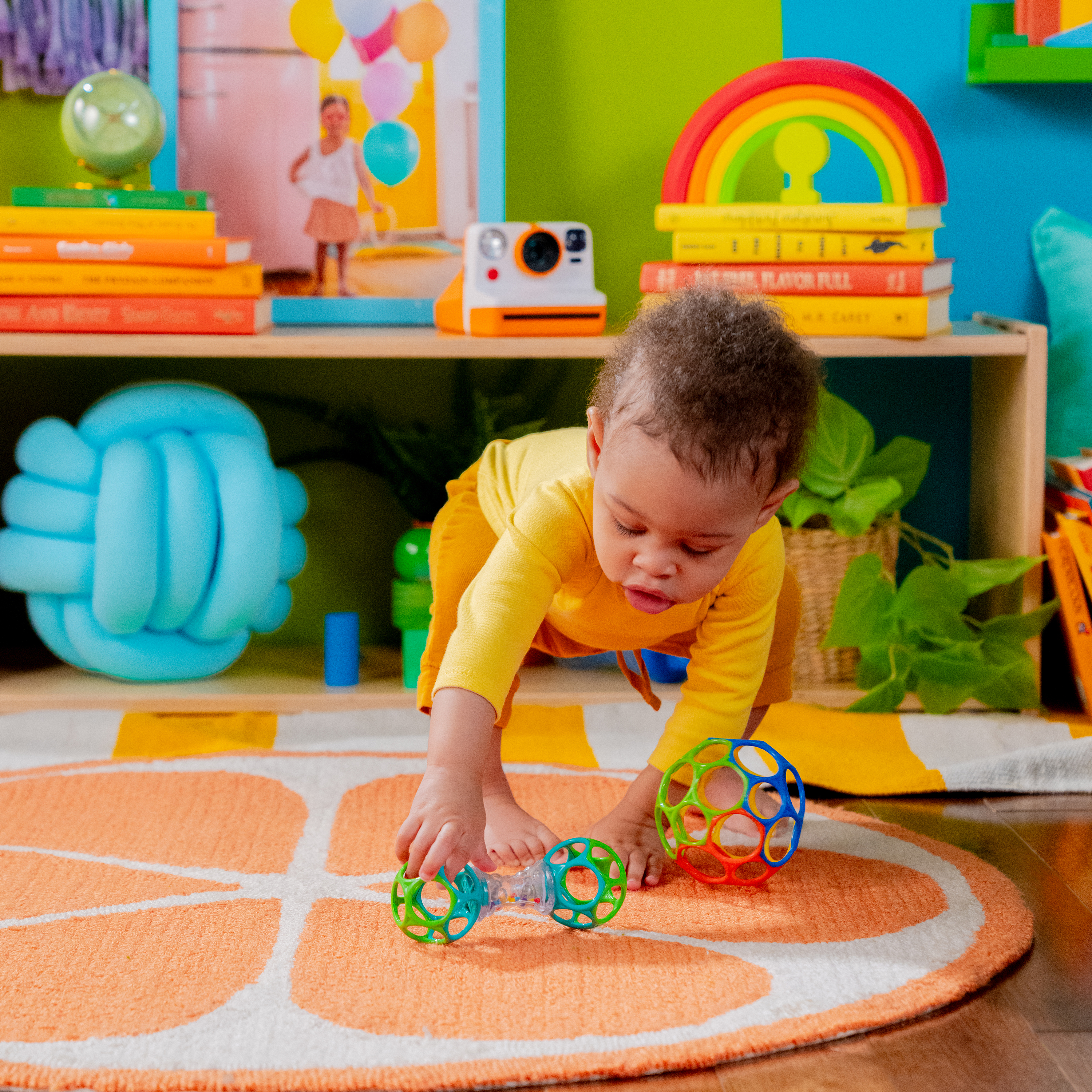 Bright Starts Grasp the Day Easy-Grasp Ball Gift Set.