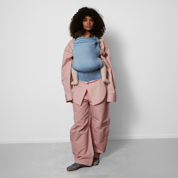 Artipoppe Zeitgeist Baby Carrier.