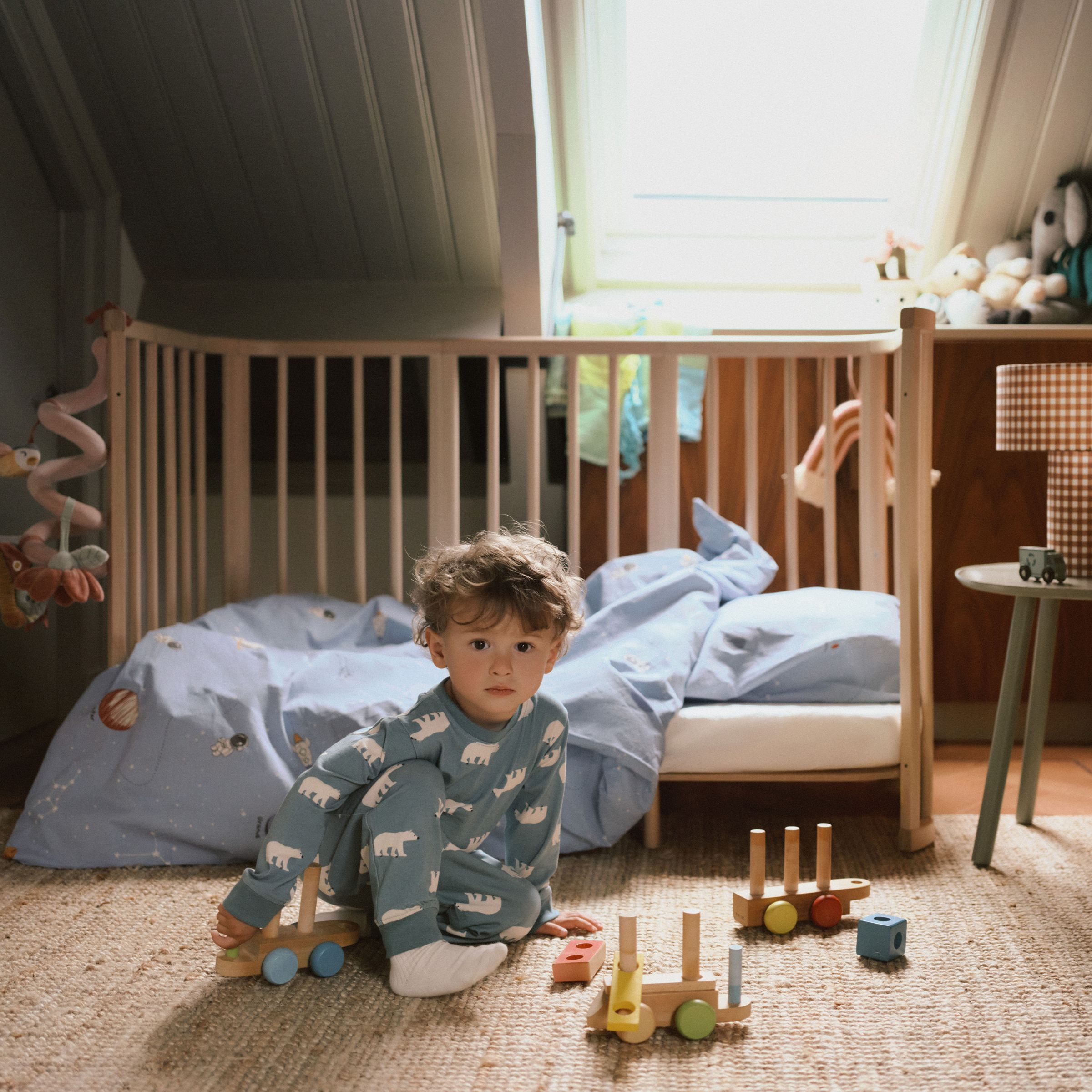 Stokke Nighti 3-in-1 Convertible Crib - Natural.