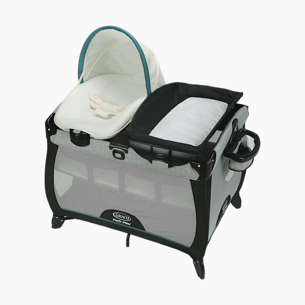 Graco Pack 'n Play Quick Connect Portable Napper with Bassinet - Darcie.