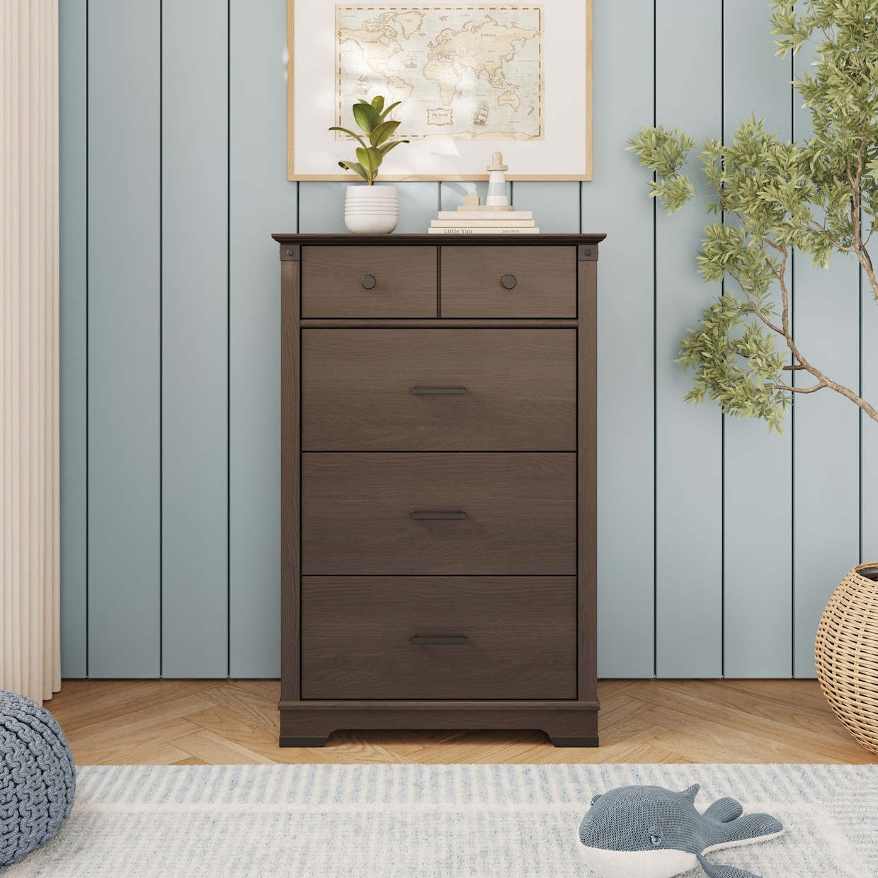 Child Craft Redmond 4-Drawer Chest - Dapper Grey.