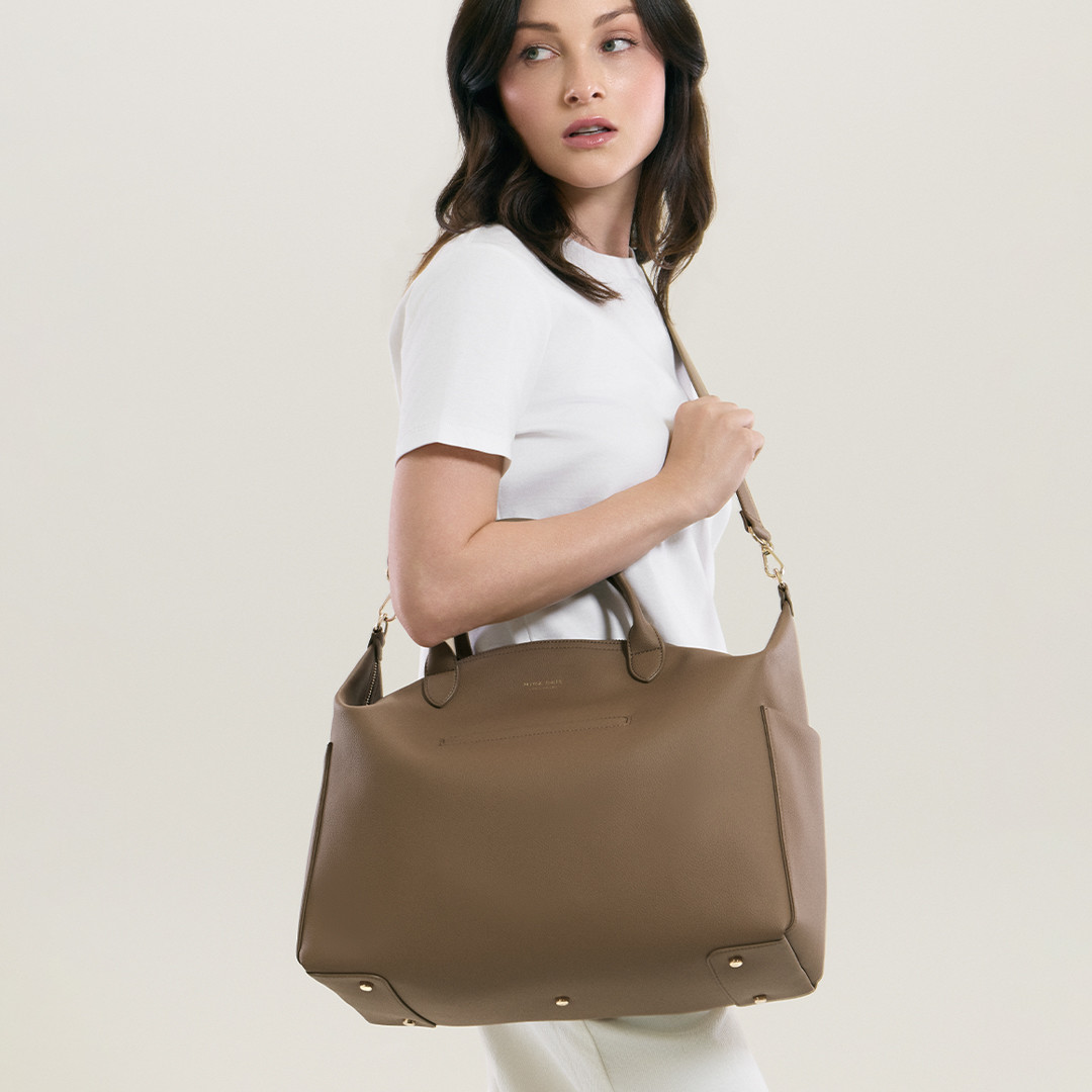 Mina Baie Emmy Diaper Bag - Teddy.