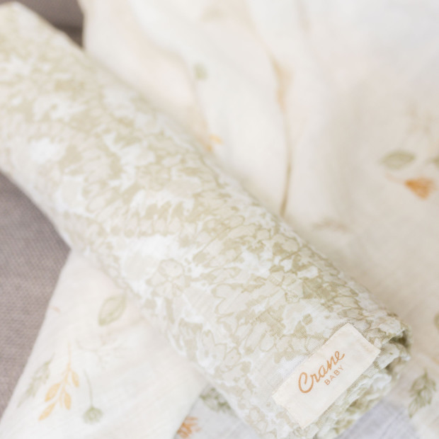 Crane Baby Cotton Muslin Swaddles (2 Pack) - Willow Dainty Leaf.