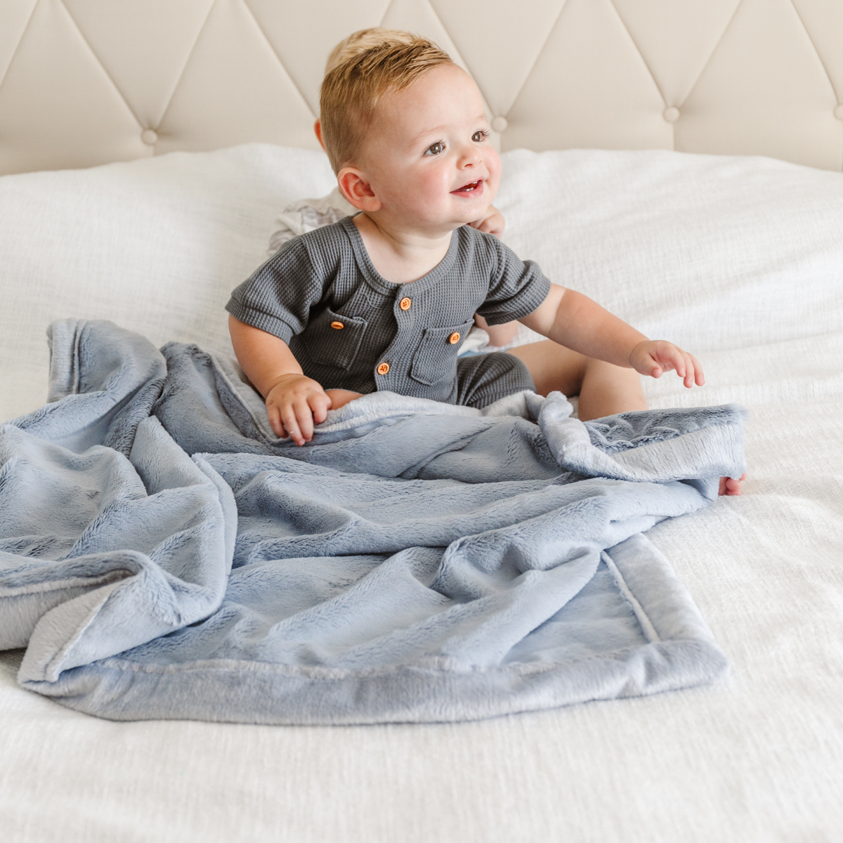 Saranoni Lush Receiving Blanket Storm Cloud Babylist Shop