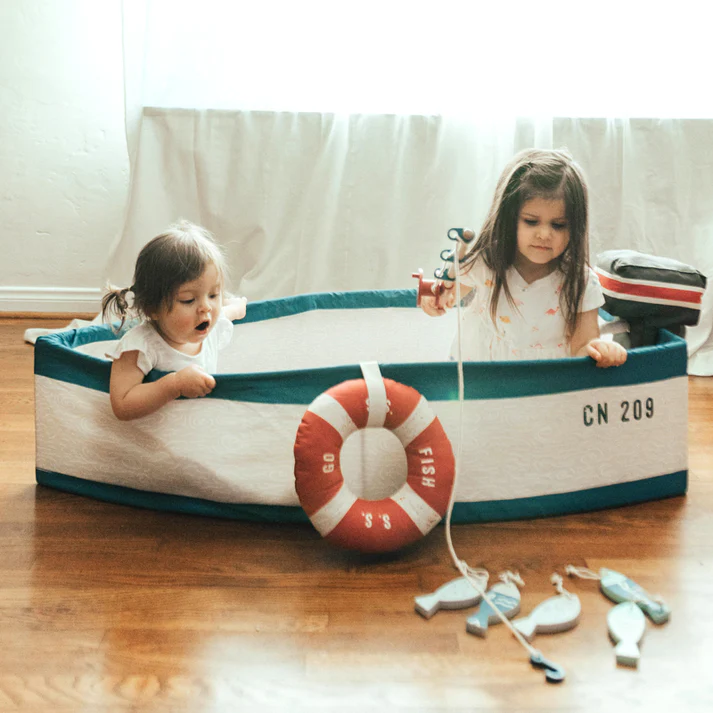 Wonder & Wise Gone Fishing Accessories Set.
