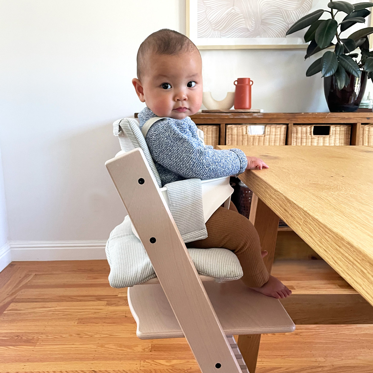 Stokke Tripp Trapp High Chair Complete² - Whitewash/Nordic Grey Cushion/White Tray.