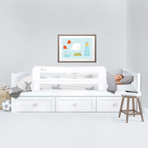 Dreambaby Dallas Fold Down Bed Rail for Flat, Slat & Recessed Beds.
