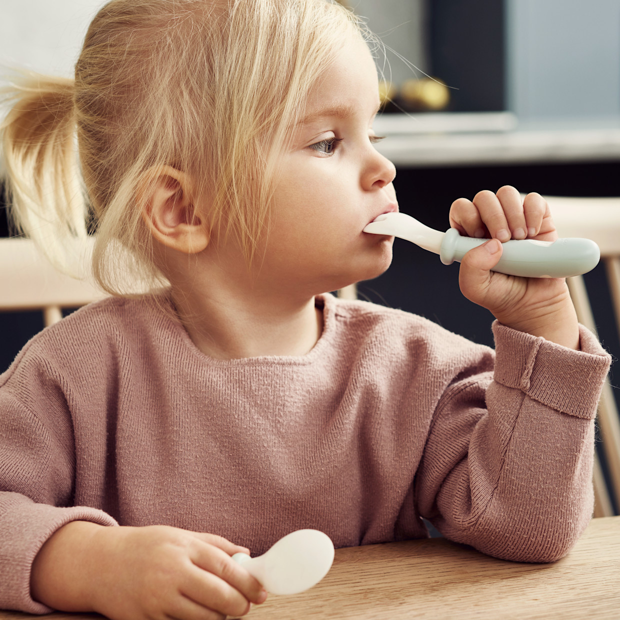 BabyBjörn Baby Spoon and Fork (4 Pack) - Powder Green.