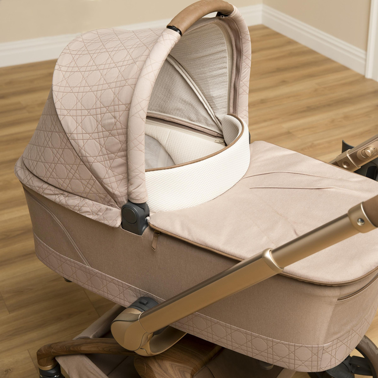 Maxi-Cosi Carriage Accessory - Natural Heritage.