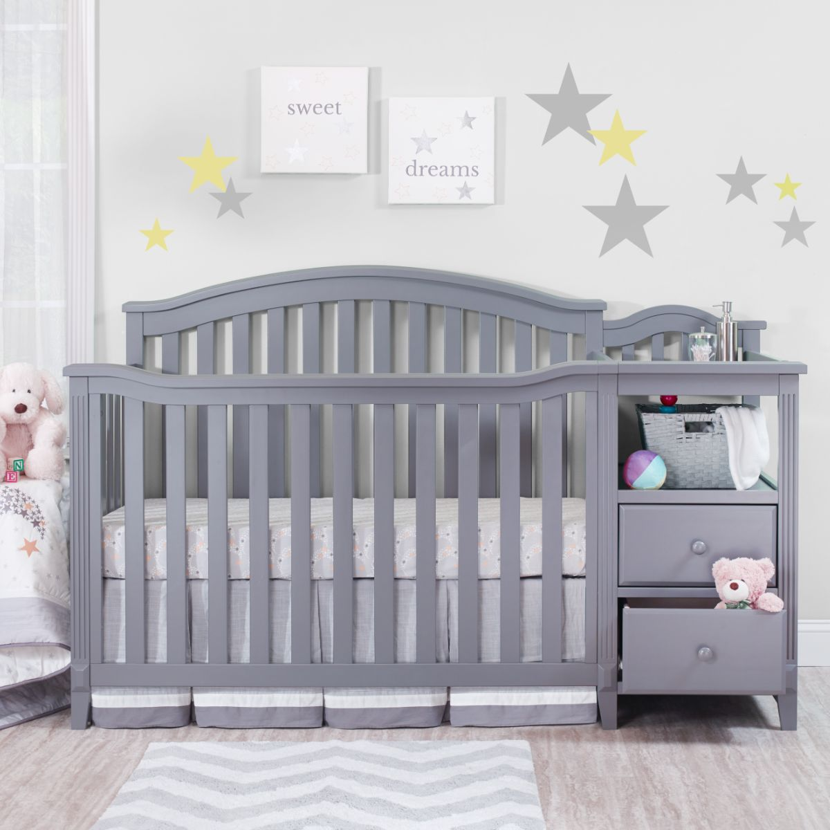 Sorelle Berkley Crib & Changer.