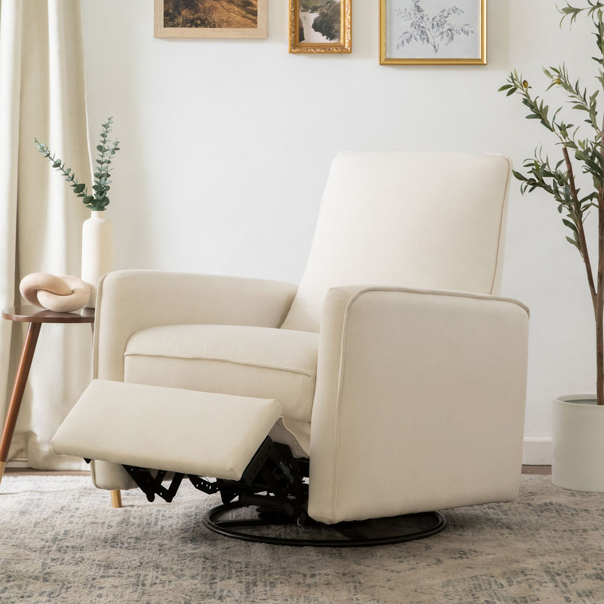 daVinci Penny Recliner and Swivel Glider - Performance Cream Eco Weave.
