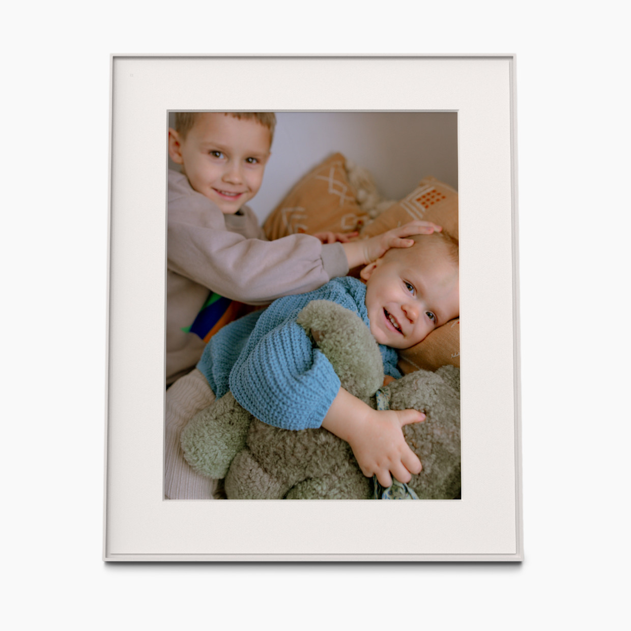 Aura Frames Walden Mat 15.1" WiFi Digital Picture Frame - Clay.
