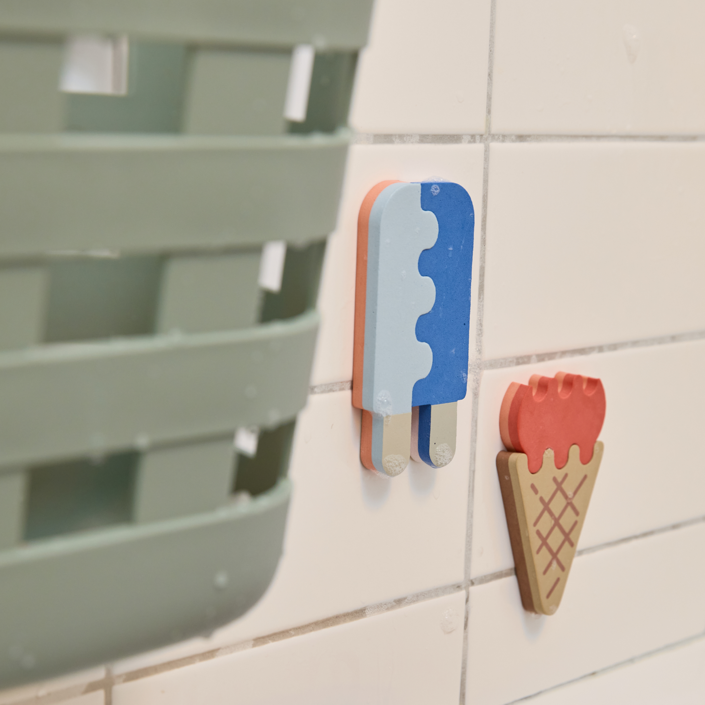 Lalo Foam Bath Puzzle - Ice Cream Shop.