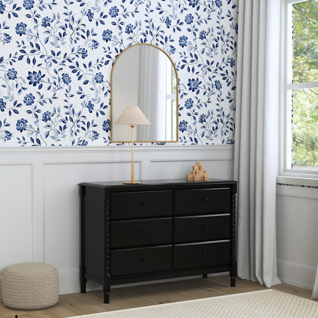 daVinci Jenny Lind Spindle 6-Drawer Dresser.