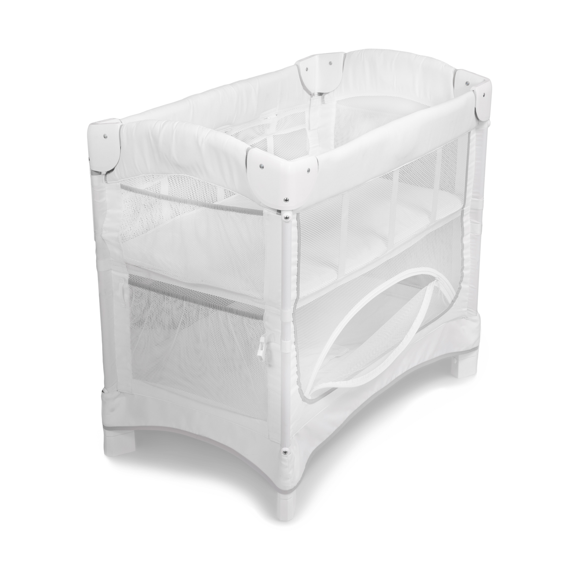 Arm's Reach Mini Ezee 2 in 1 Co-Sleeper Bassinet - White - $250.00.