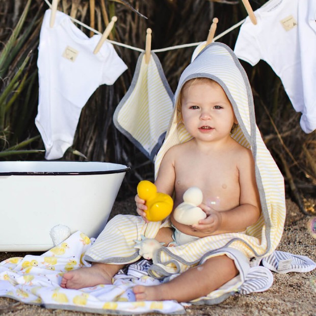 Burt's Bees Baby Organic Single-Ply Hooded Towel (2 Pack) - Little Ducks.