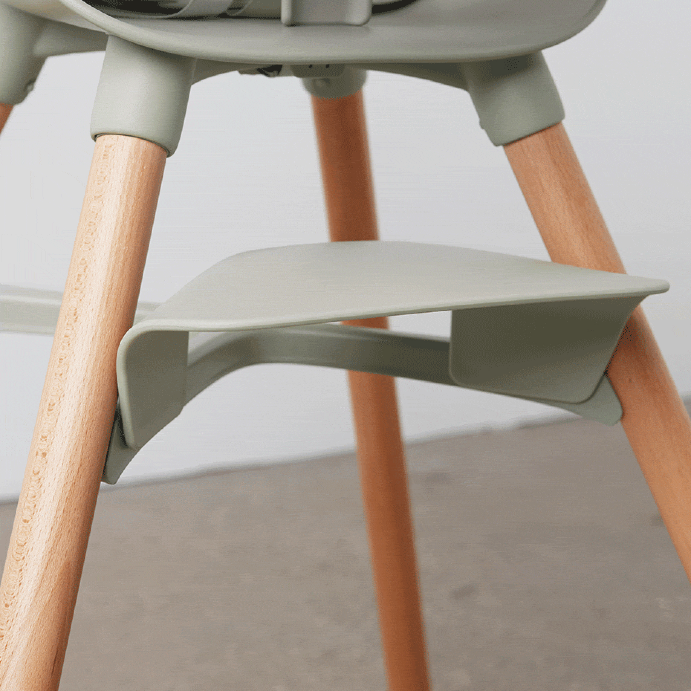 Lalo High Chair - Sage.