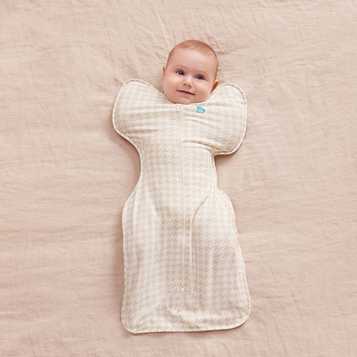 Love to Dream Printed Swaddle Up Original 1.0 TOG - Houndstooth Tan, Small.