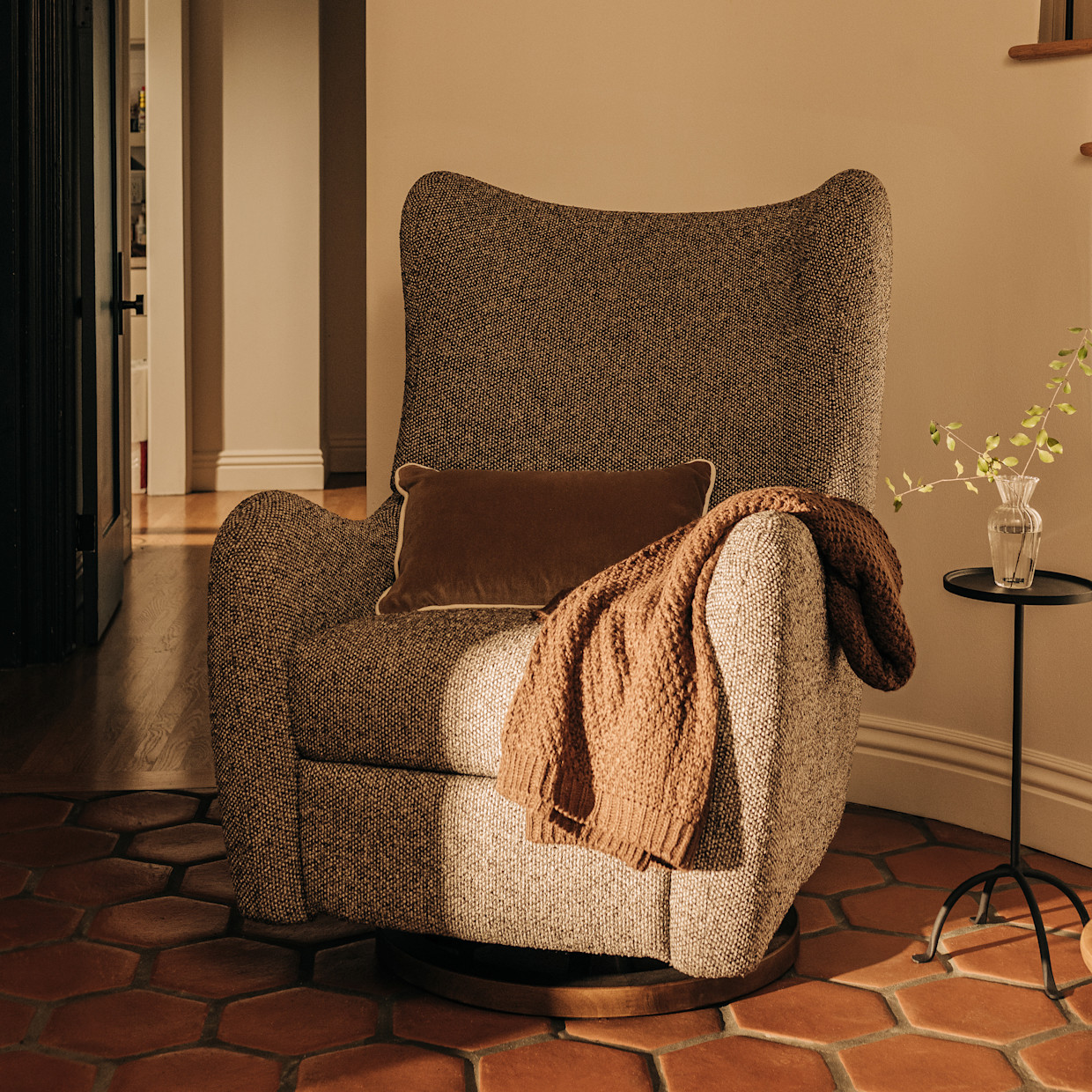 babyletto Westham Electronic Recliner and Glider by Nate Berkus - Performance Earth Slub Weave With Toffee Base.
