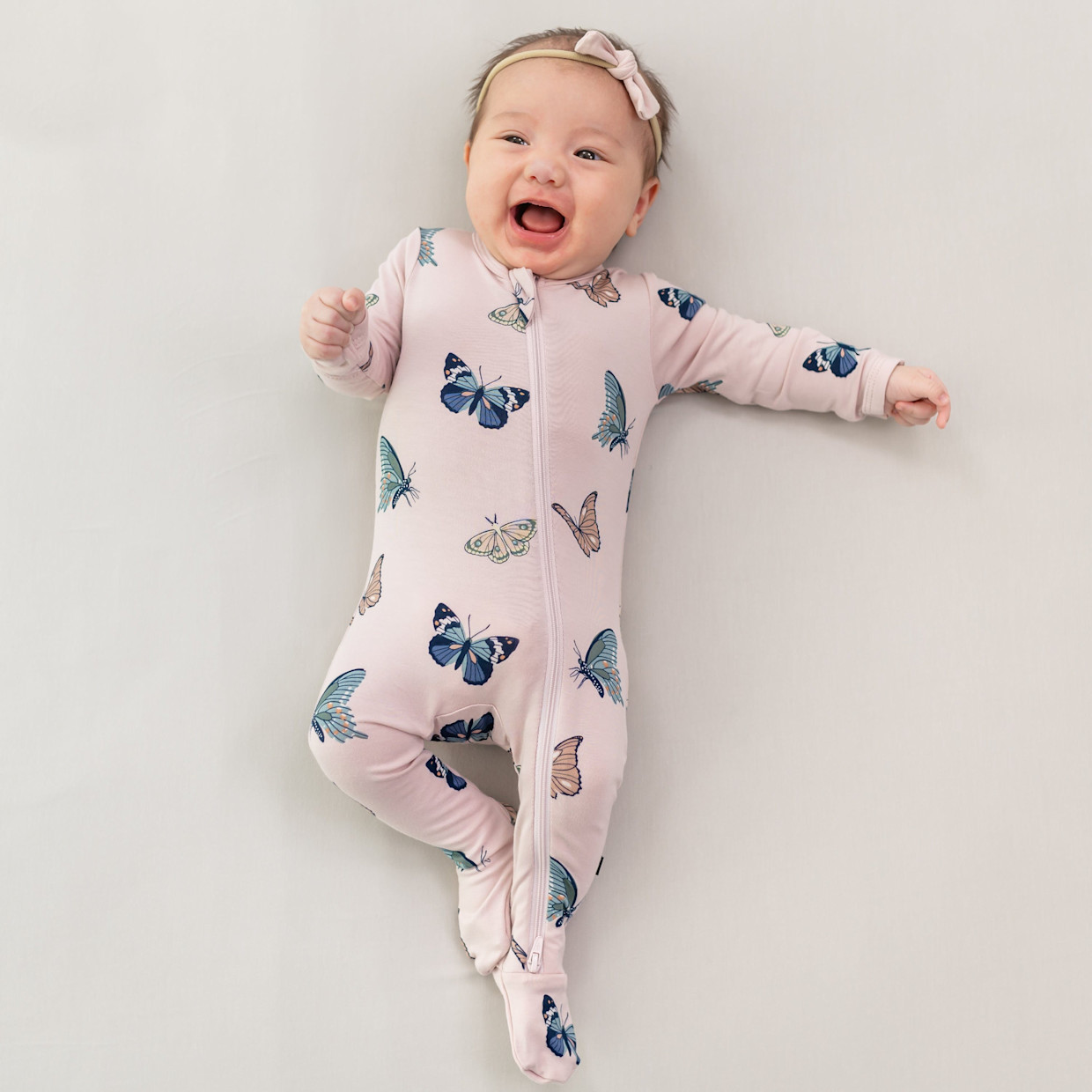 Kyte Baby Printed Zipper Footie - Blush Butterfly, 6 -12 M.