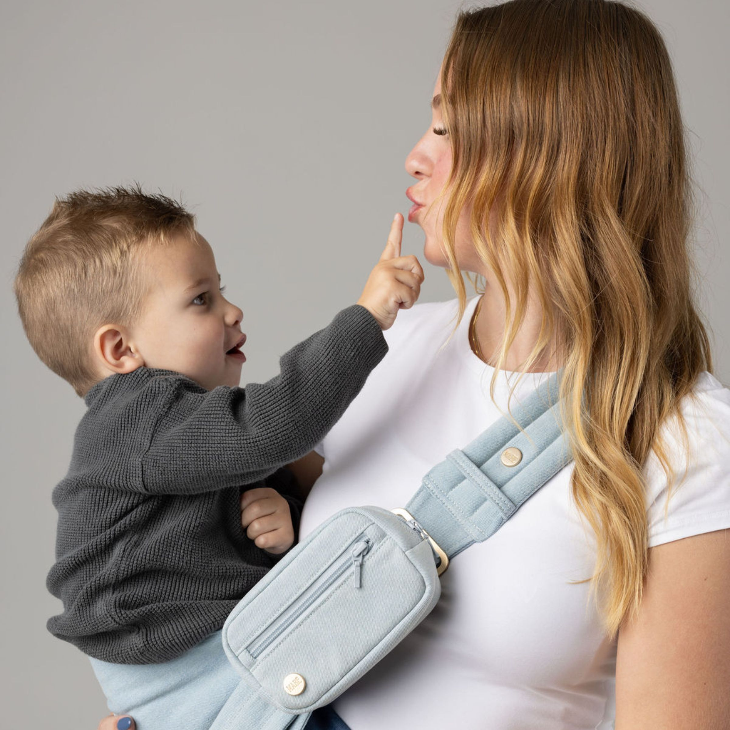 MABĒ The Monarch Accessory Bag - Denim.