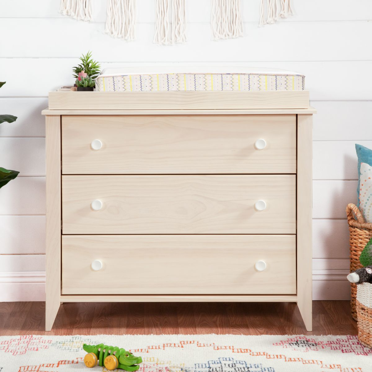 babyletto Sprout 3-Drawer Changer Dresser - Washed Natural/White.