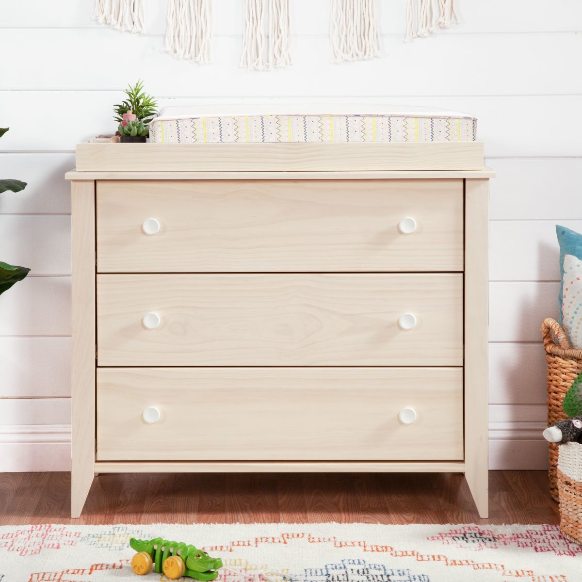 babyletto Sprout 3-Drawer Changer Dresser - Washed Natural/White.