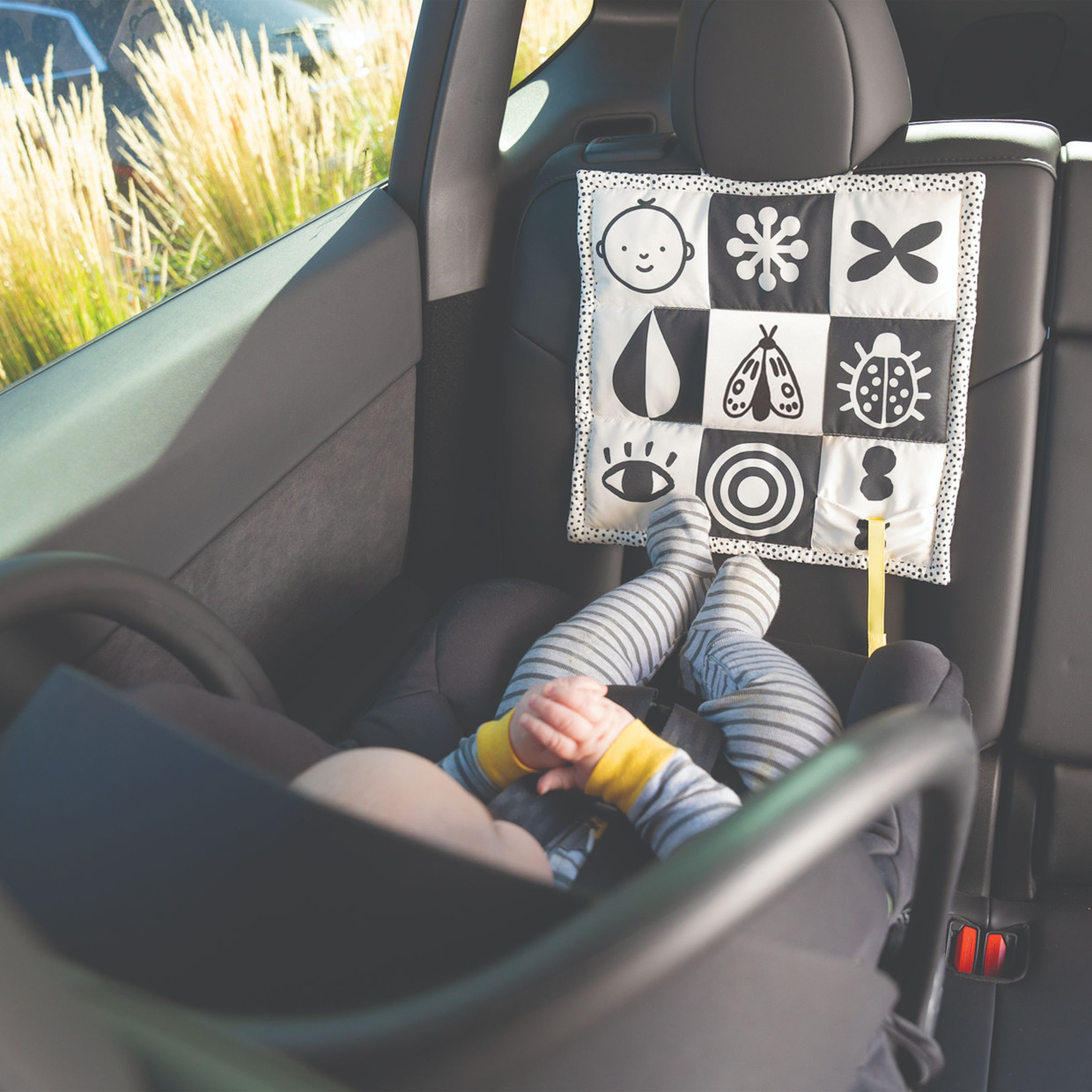 Manhattan Toy Wimmer-Ferguson 3-in-1 Tummy Time Triangle Toy.