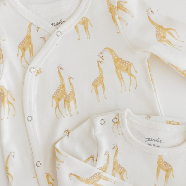 Pehr Organic Cotton Wrap Romper - Follow Me Giraffe, 0-3 M.