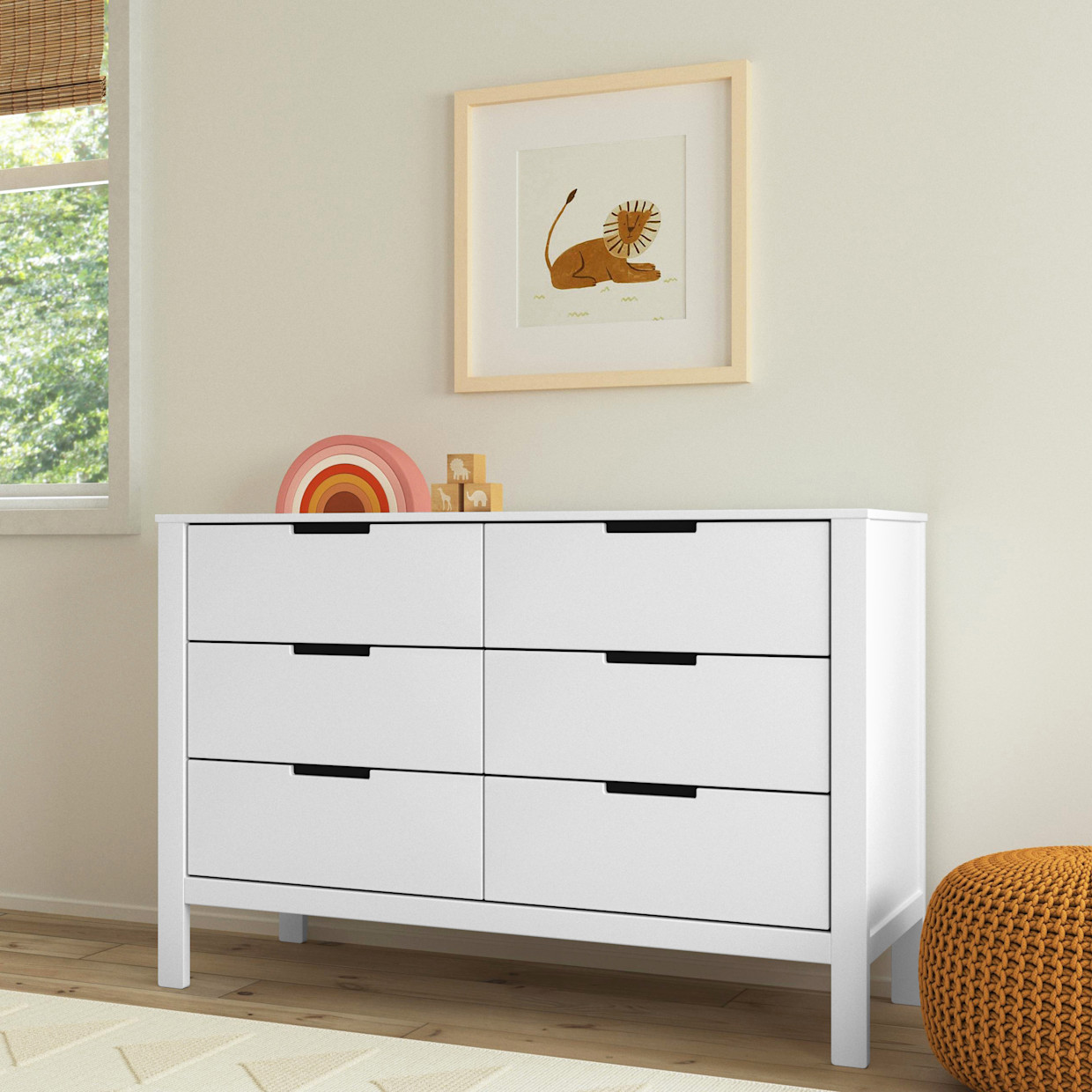 Carter's by daVinci Colby 6-Drawer Dresser - White.