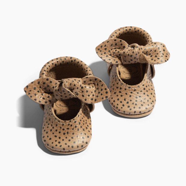 Freshly Picked Knotted Bow Moccasins - Almond Speckles, 1.