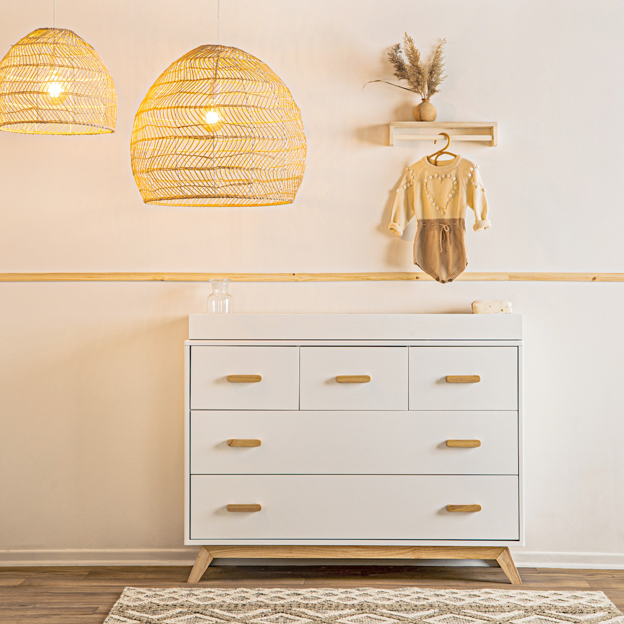 dadada Soho 5-Drawer Dresser - White/Natural.