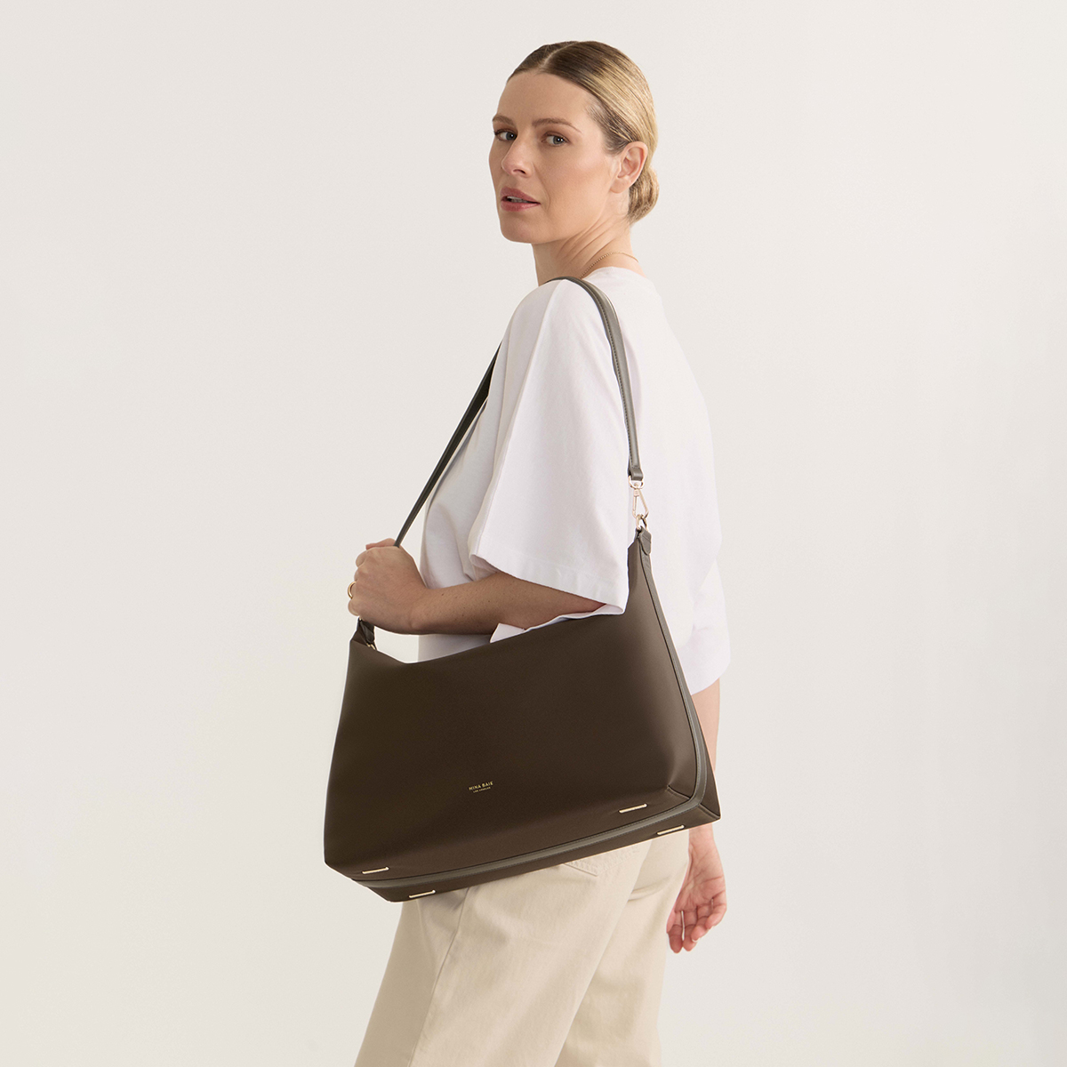 Mina Baie Sienna Nylon - Espresso, Full.