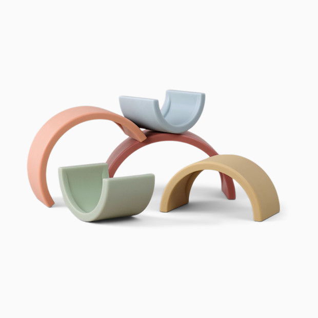 Itzy Ritzy Ritzy Rainbow Stacker.