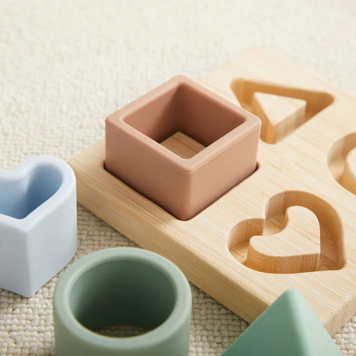 Wonder & Wise Hello Baby Gift Set.